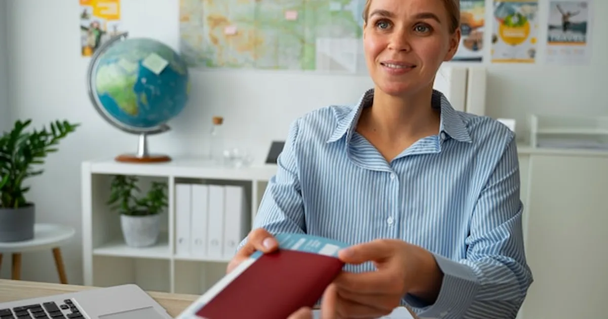 Mulher profissional entregando passaporte europeu — Visto D7 e D8 Portugal para Brasileiros 2026